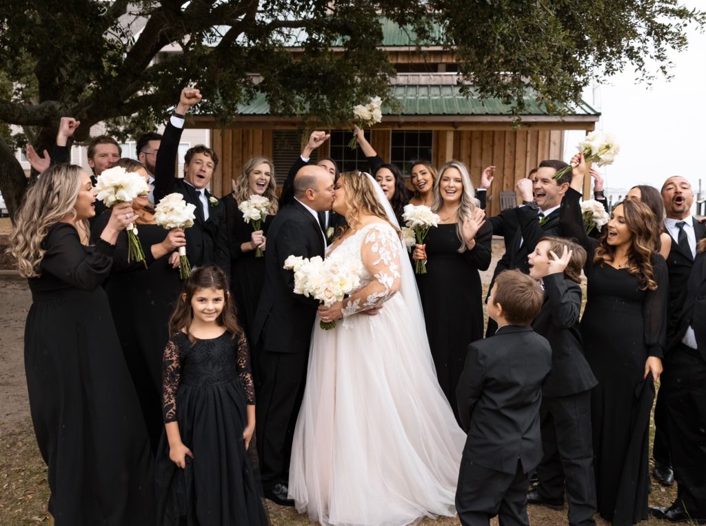 kissing couple outer banks wedding obx wedding flowers