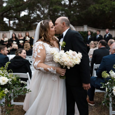 outer banks bride and groom obx wedding flowers, outer banks wedding flowers